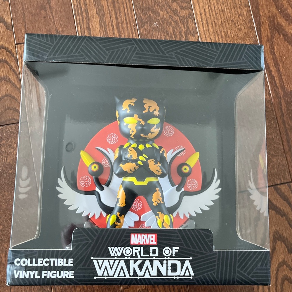 Marvel Wakanda Artist Series Vinyl Figure